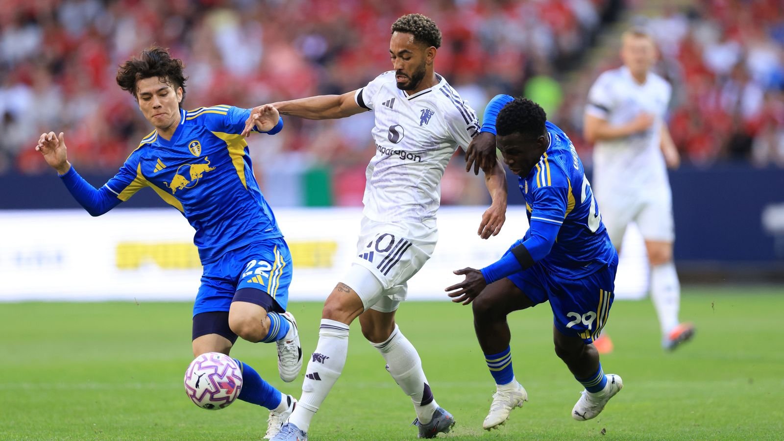 Leeds unbeaten run vs Manchester United match preview